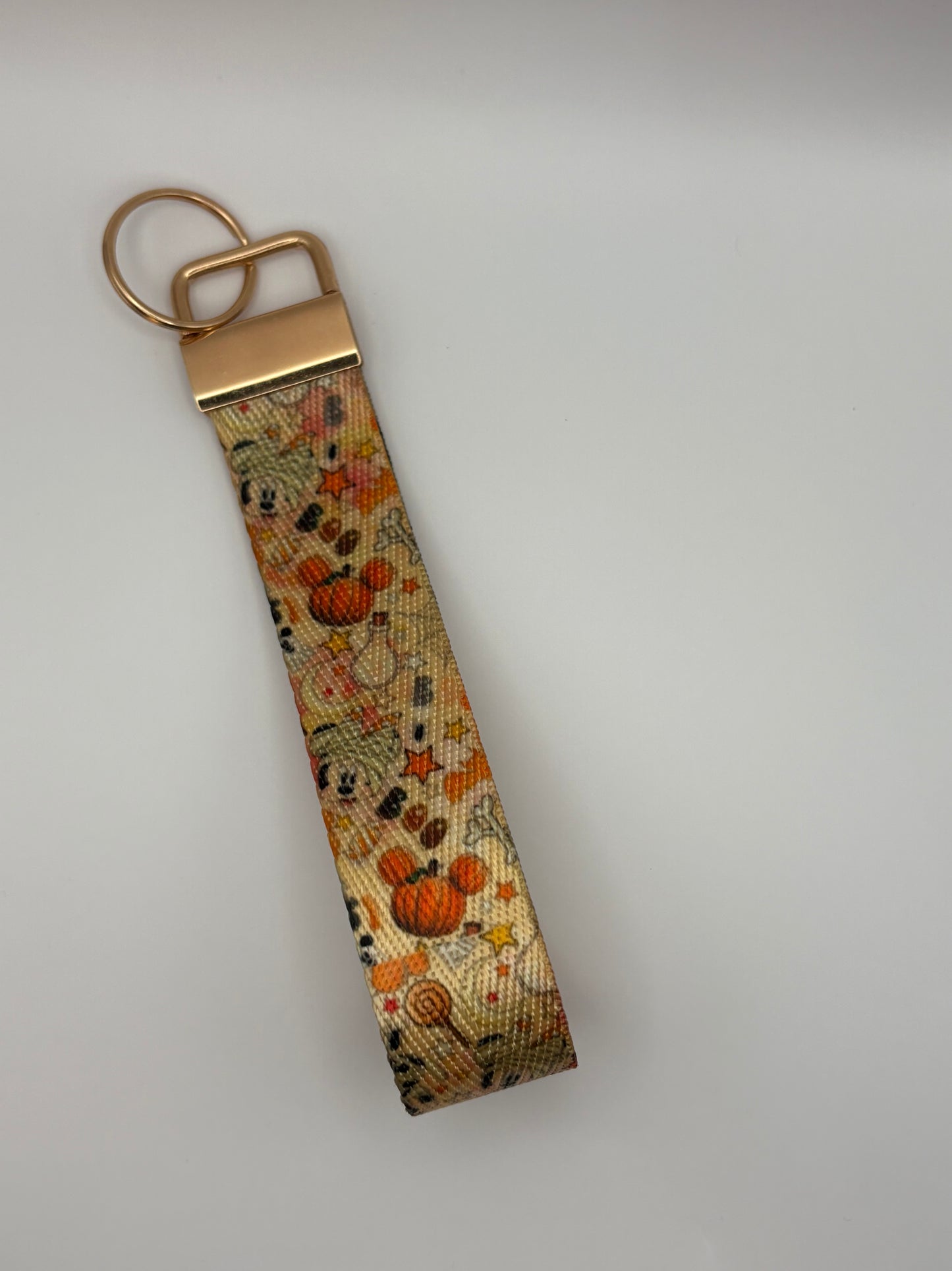 Keychain wristlet /phone wristlet