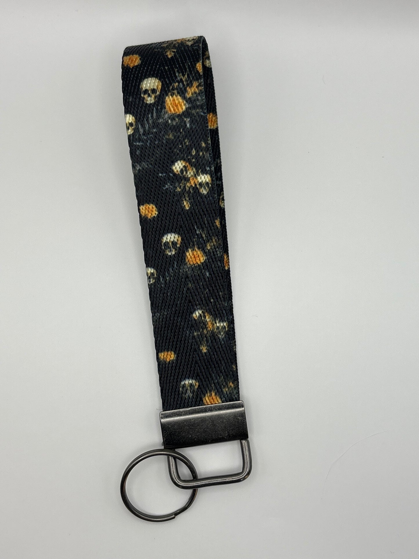 Keychain wristlet /phone wristlet